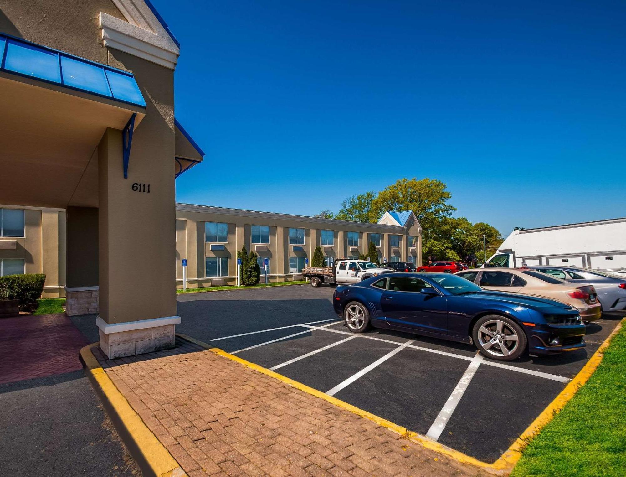 Comfort Inn Falls Church - Tysons Corner Exteriér fotografie