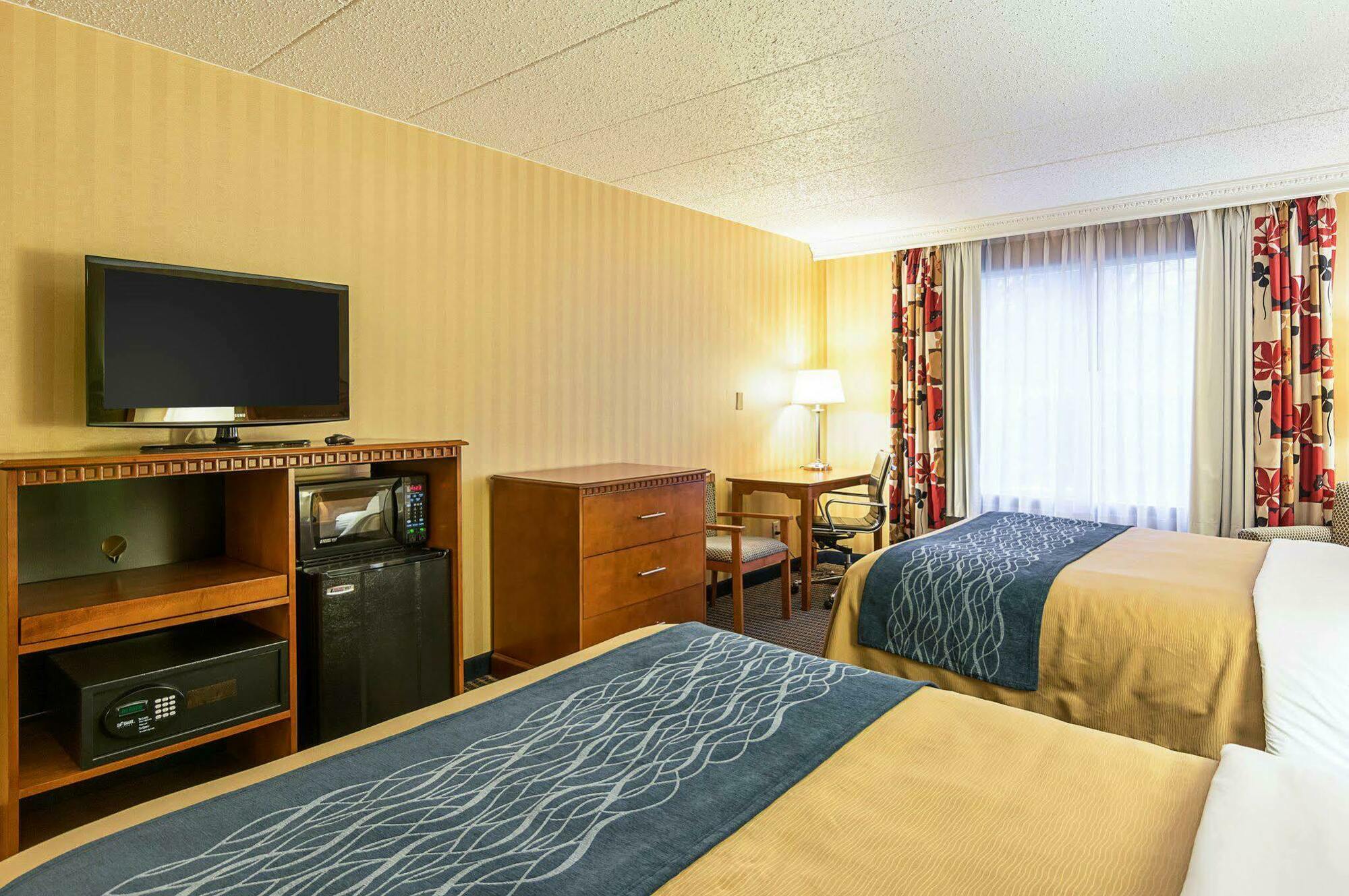 Comfort Inn Falls Church - Tysons Corner Exteriér fotografie